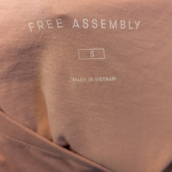 HOT MESS MAMA women's crop top shirt size small DIY. New without tags - Picture 3 of 3